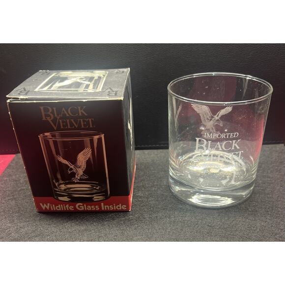 Black Velvet Canadian Whiskey Rocks Drinking Glass Unused Wildlife Eagle Glass - Picture 1 of 8